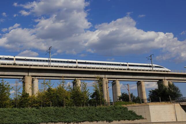 2小時(shí)直達(dá)！北京站至曹妃甸9月底開動(dòng)車
